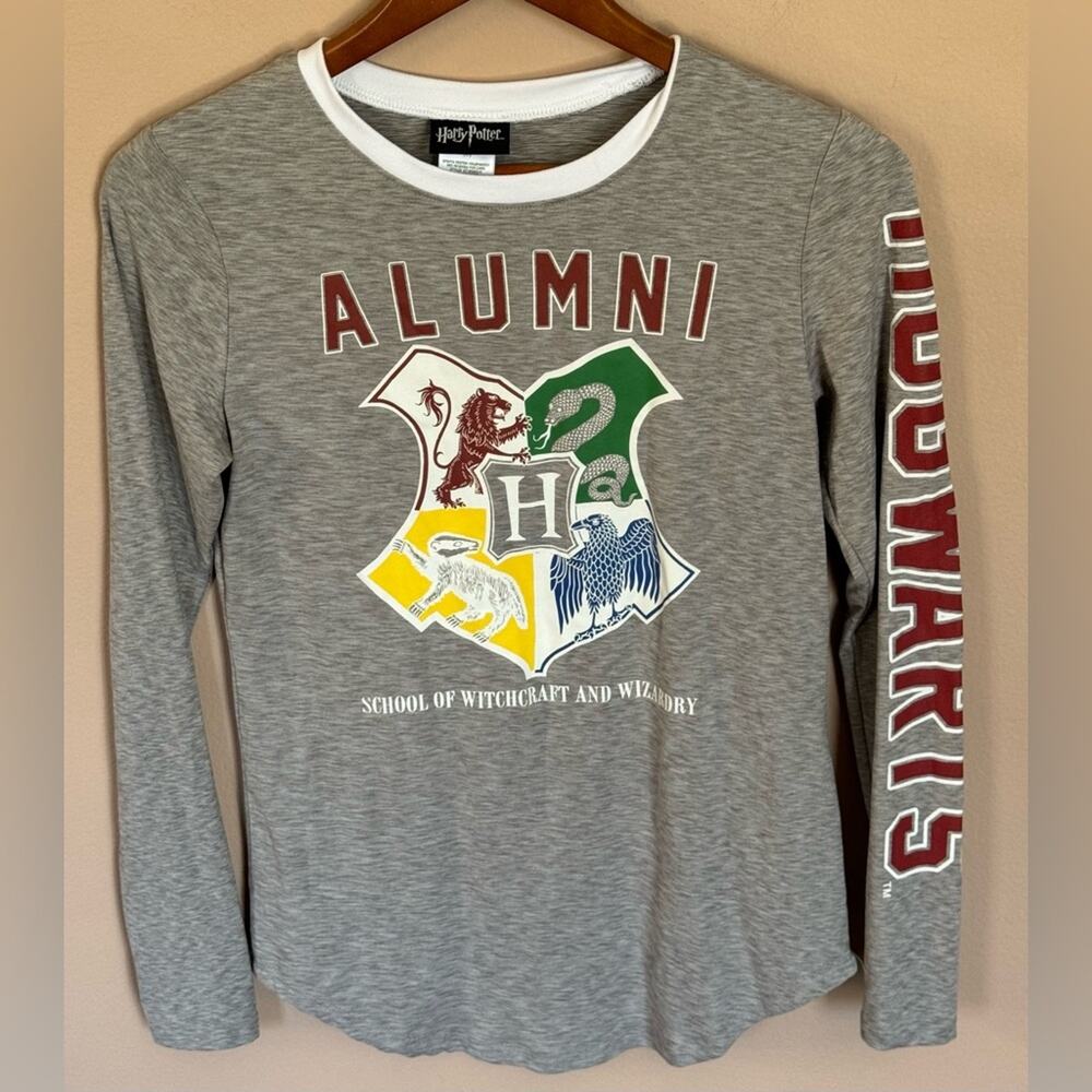Hogwarts Alumni LS Shirt Juniors XS